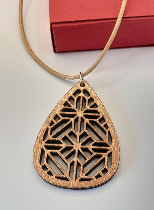 Wooden necklace with enamelled front - copper